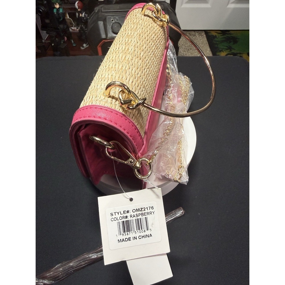 Olivia Miller Pink/Natural Woven Crossbody Bag Magnetic, Detachable Gold Chain